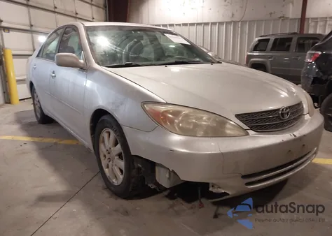 2003 Toyota Camry Xle V6 z USA, uszkodzony, nr VIN 4T1BF30K13U059755